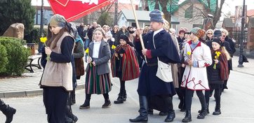 Rekonstrukcja bitwy pod Radoszewicami. Hołd powstańcom styczniowym oddały setki osób